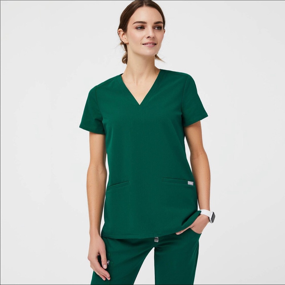 Figs Hunter Green Casma Scrub Top
